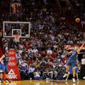 NBA: „Heat“ laimėjo tritaškiais, „Lakers“ vos įveikė „Bobcats“ ekipą, o „Spurs“ vėl suklupo