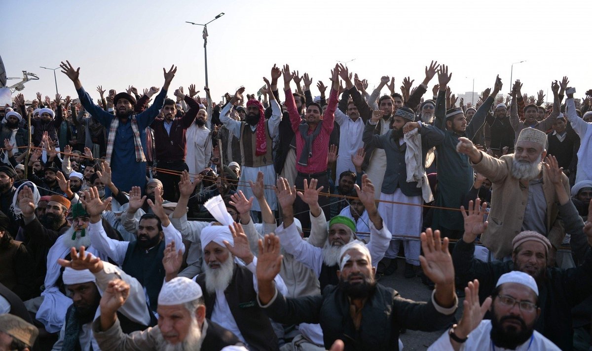 Islamistai Pakistane