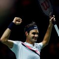 Nesustabdomas Federeris laimėjo finalą per mažiau nei valandą