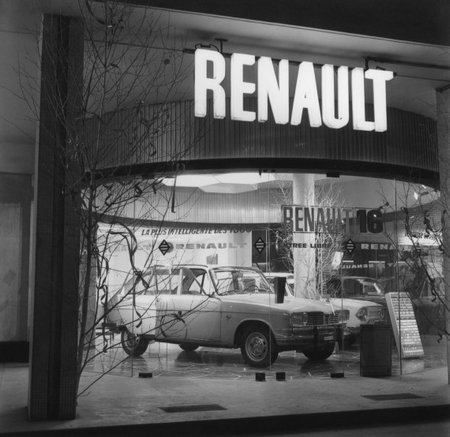 Renault salonas Annecy mieste 1967 m.