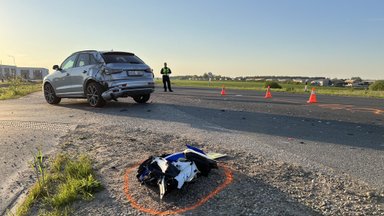Didelė avarija Kauno rajone: motociklininkas susidūrė su „Audi“