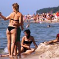 Poilsiautojus Klaipėdos paplūdimiuose kamuoja ne karštis