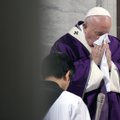 Popiežius Pranciškus gyvai su minia nebesimels – dėl koronaviruso maldą nuspręsta transliuoti