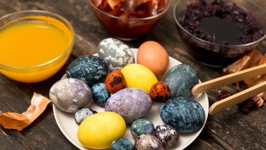 Etnologė – apie tikrąją velykinio kiaušinio reikšmę: ką reiktų daryti su pirmu pradaužtu margučiu