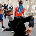 Venesuelos policija ašarinėmis dujomis vaikė opozicijos protesto dalyvius