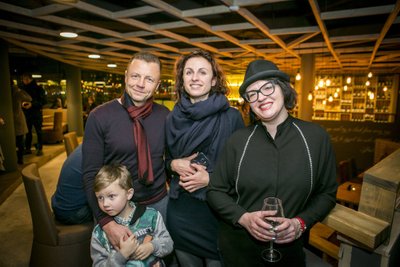 Iš kairės: Geiminas Juodeika su sūnumi ir Jurgita Juodeikienė