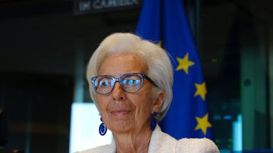 Lagarde: agresyvūs statymai dėl palūkanų normų mažinimo ECB nepadeda