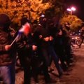 Prancūzijoje jau trečią vakarą tęsėsi policijos protestai