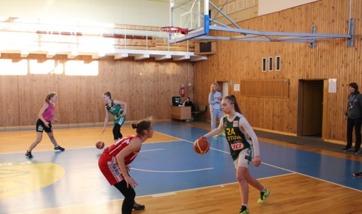 U15 talentų kartos merginos