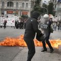 Graikijoje protestuotojai prieš naujas migrantų stovyklas susigrūmė su policija
