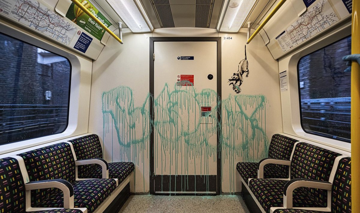 Banksy darbas Londono metro