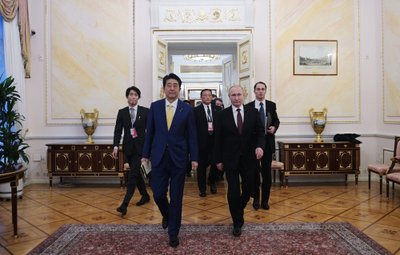 Shinzo Abe, Vladimiras Putinas