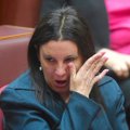 Australijoje dėl dvigubos pilietybės mandato teko atsisakyti dar vienai parlamentarei