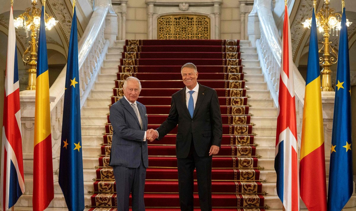 Didžiosios Britanijos karalius Karolis III ir Rumunijos prezidentas Klausas Iohannis