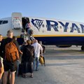 Į keleivius ranka numojusi „Ryanair“ gavo milijoninę baudą: kompensacija gali priklausyti ir dėl streiko