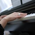 Nemokamas pianistės iš Japonijos koncertas Alytaus miesto teatre