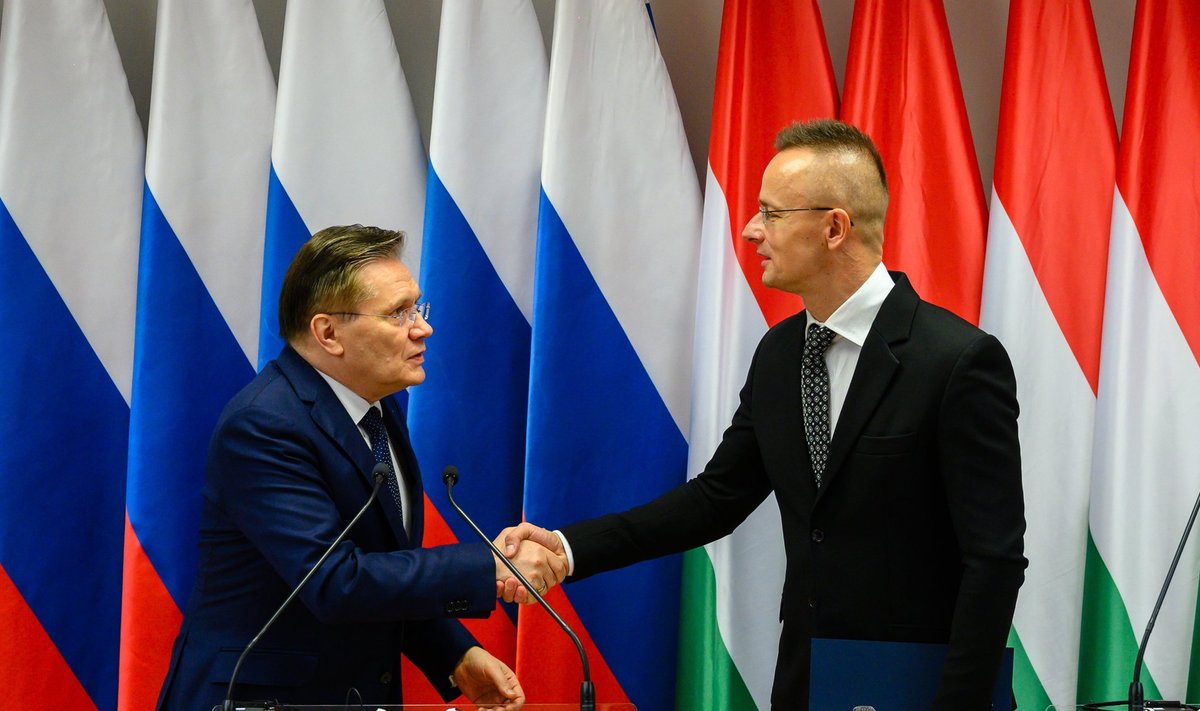 Vengrija ir Rusija susitarė dėl naujų branduolinių reaktorių plano