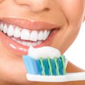 12 patarimų dantų priežiūrai atostogų metu