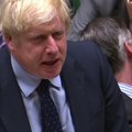 Britų premjeras patyrė didelį pralaimėjimą „Brexit“ kontrolę perėmusiame parlamente