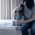 Įtarusi, kad tėvas vos trejų metų dukrą išnaudoja seksualiai, moteris griebėsi paskutinio šiaudo: šiandien dėl to kenčiu ir aš, ir dukrytė