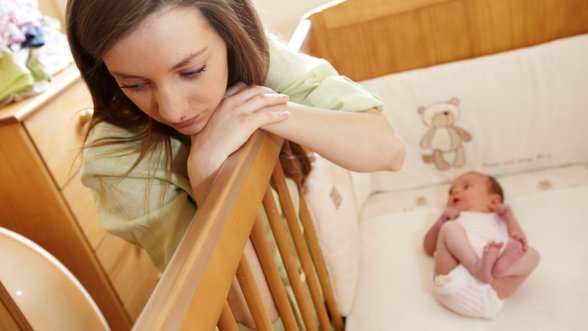 Kaip elgtis po gimdymo normalu, o kas jau laikoma sutrikimu?
