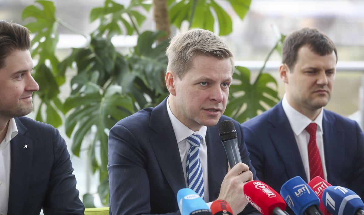 Mykolas Majauskas, Remigijus Šimašius and Gintautas Paluckas after signing agreement on Vilnius City Council's ruling coalition