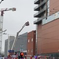 Vilniuje, prie prekybos centro „Europa“, suvažiavo didelės ugniagesių pajėgos, policija uždarė gatvę