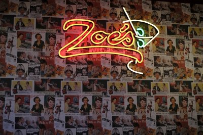 Zoe’s Bar & Grill
