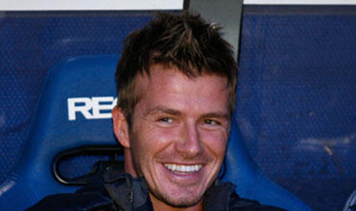 David Beckham ("Real") ant atsarginių suolelio per Ispanijos čempionato rungtynes su "Barcelona", spalio 22, 2006.