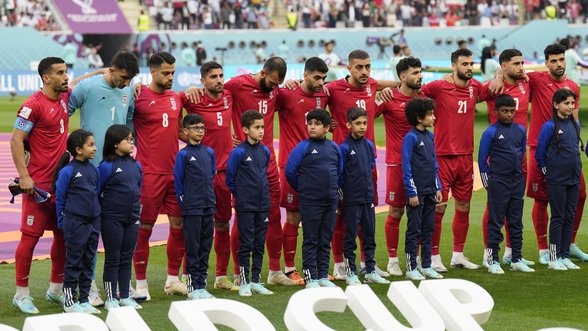 Prieš lemiamas rungtynes su JAV – šiurpūs režimo bauginimai Irano futbolininkams: grasinama šeimoms