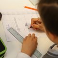 Specialistė pataria, kaip tėvai gali padėti vaikams lengviau įveikti namų darbų užduotis