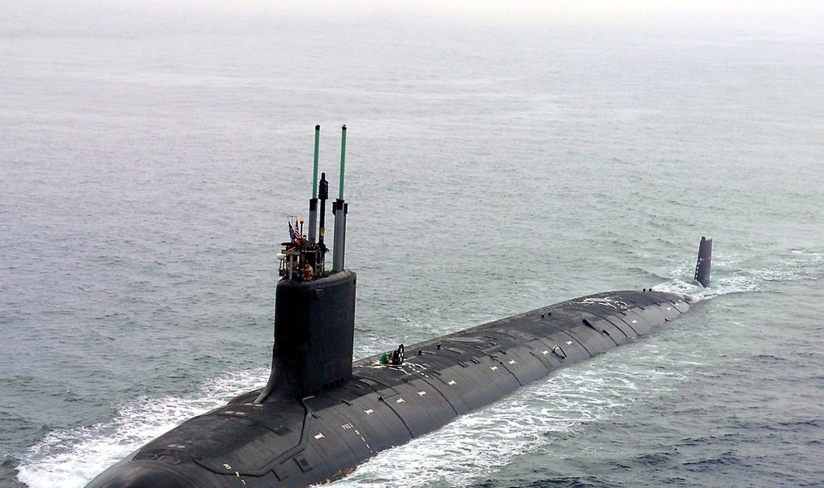 Virginia klasės JAV pobandeninis laivas.2004-ieji 