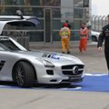 „Mercedes“ gaus informaciją apie naujas „Pirelli“ padangas