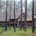 Vilniaus miškų apsuptyje parduodamas „kontrabandos karaliaus“ sūnaus namas: prašo įspūdingos sumos