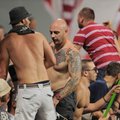 Futbolo rungtynės Serbijoje buvo nutrauktos dėl fanų riaušių