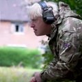 Borisas Johnsonas treniravosi su Ukrainos kariais: jūs tikrai nugalėsite