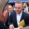 Teismo sprendimą išgirdęs girtas prie meilužės automobilio vairo pričiuptas W. Rooney ėmė viešai atgailauti