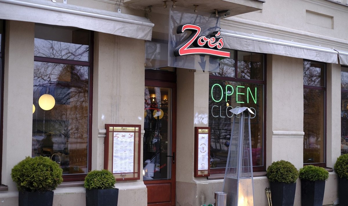 Zoe’s Bar & Grill