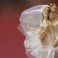 Tos pačios lyties porų santuoka D. Britanijoje gali atvesti iki „lesbietės karalienės“
