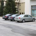 Privilegijos sugrįžo: Seimo valdyba palaimino parlamentarų teisę vėl nuomotis automobilius už parlamentines lėšas