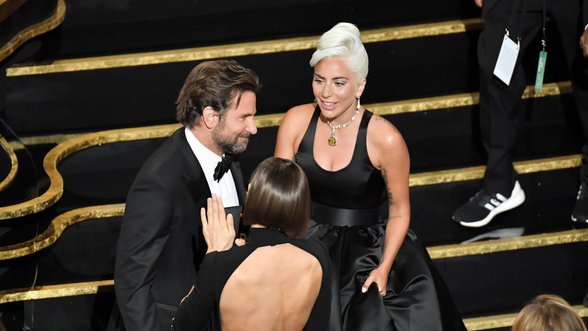Lady Gaga sureagavo į kalbas apie galimą jos ir Bradley Cooperio romaną: taip, žmonės pastebėjo meilę