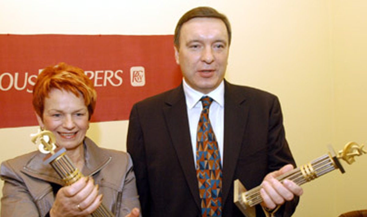 Verslo šlovės galerijos" laureatais tapo "Audimo" vadovė Ona Balžekienė ir "Pieno žvaigždžių" valdybos pirmininkas Julius Kvaraciejus