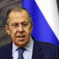 Lavrovas ragina deeskaluoti padėtį Kalnų Karabache