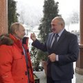 Lukašenka nenori „klūpoti“ prieš Rusiją: toliau pirks brangesnę naftą iš kitur
