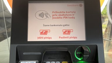 Pokyčiai „Swedbank“ bankomatuose – nebereiks kortelės
