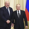 Lukašenka: Baltarusija galėtų gaminti šturmo lėktuvus