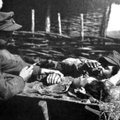 Nacių gydytojas karo lauke gelbėjo ir priešus: už kai kuriuos poelgius galėjo būti nužudytas pats