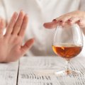 Išaugus alkoholio vartojimui, psichologas pataria: yra būdas atsikratyti žalingų įpročių