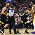 Per plauką muštynių nesukėlęs Valančiūnas prie „Lakers“ sutriuškinimo prisidėjo dvigubu dubliu