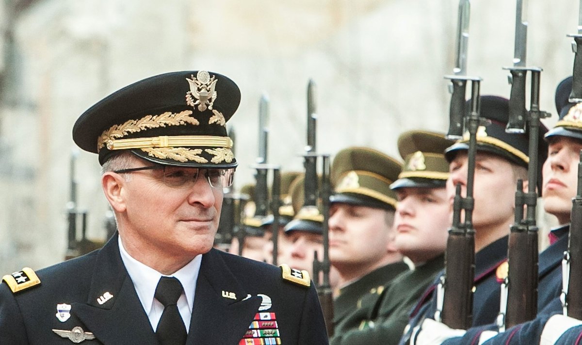 NATO pajėgų vadas Curtisas Scaparrotti